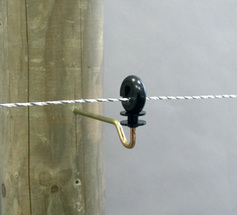 Off-set Distance electric fencing insulators.s - Agrisellex UK